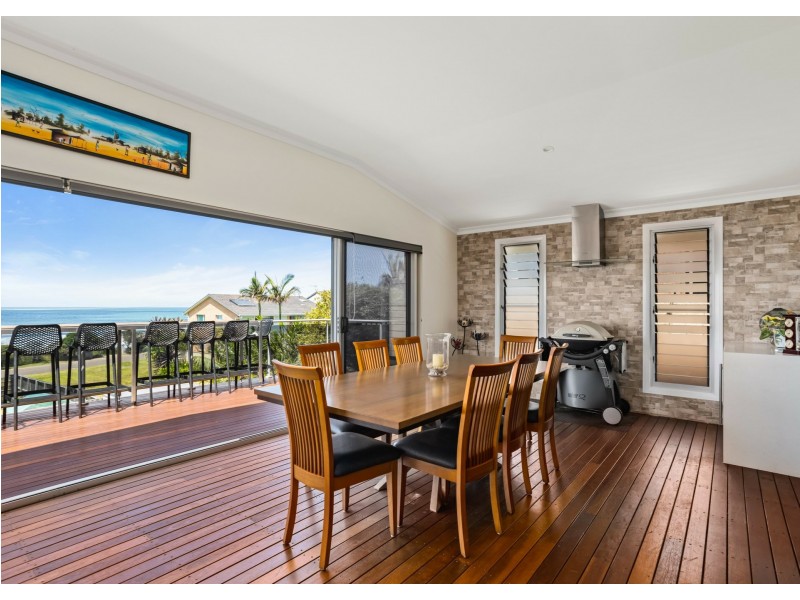 30 Ocean Drive, Wallabi Point NSW 2430