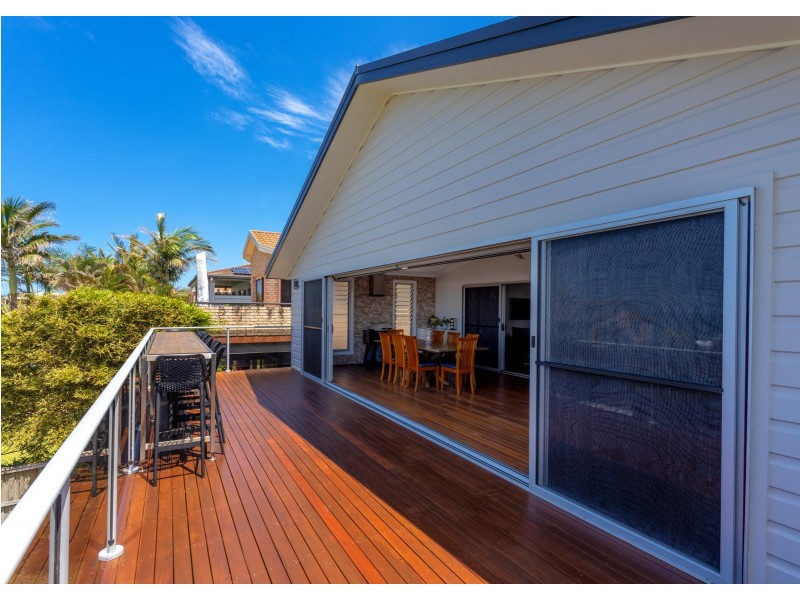 30 Ocean Drive, Wallabi Point NSW 2430