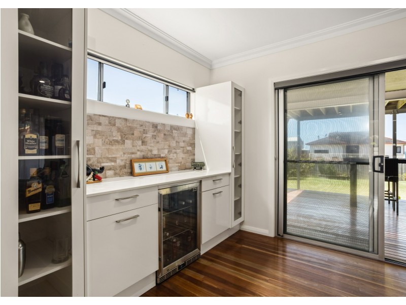 30 Ocean Drive, Wallabi Point NSW 2430