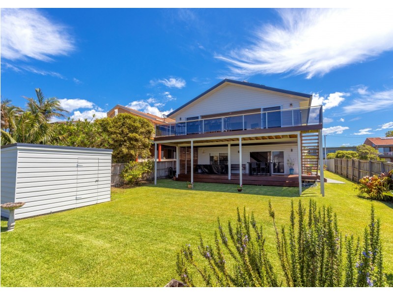 30 Ocean Drive, Wallabi Point NSW 2430