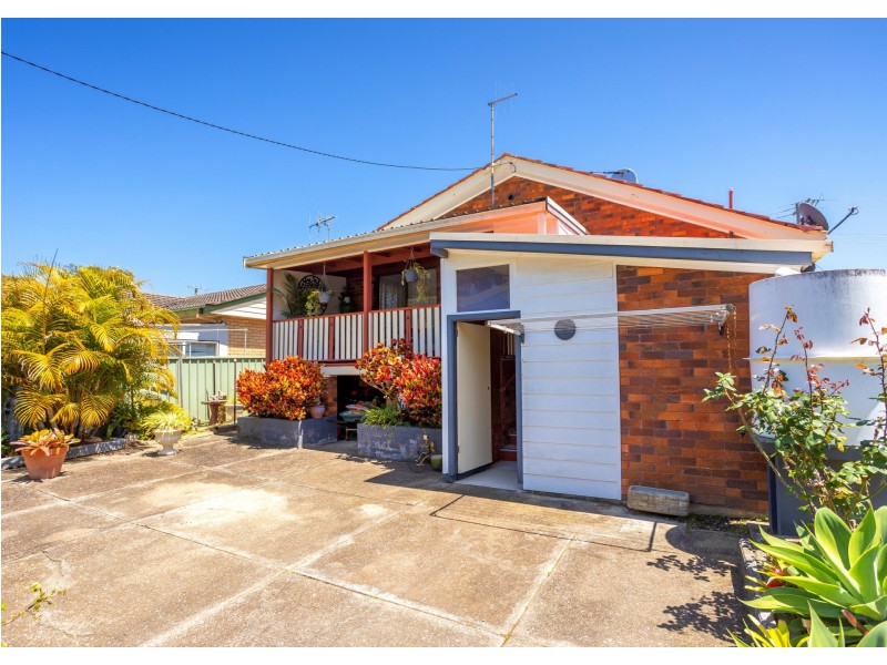 40 Richardson Street, Old Bar NSW 2430