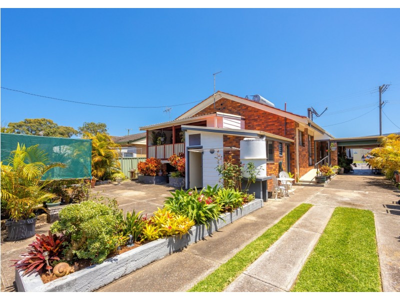 40 Richardson Street, Old Bar NSW 2430
