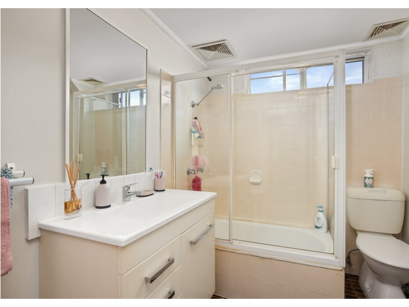 6/20 Connell Street, Old Bar NSW 2430