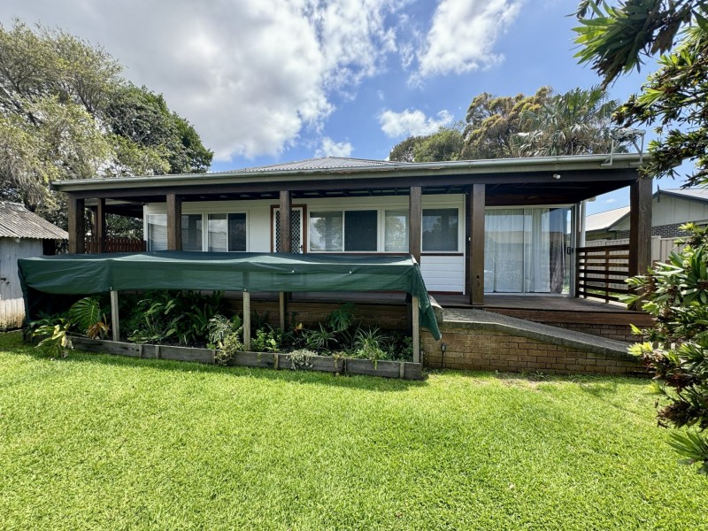 9 Connell Street, Old Bar NSW 2430