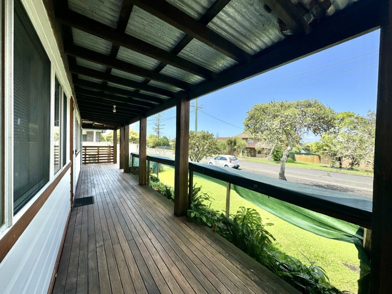 9 Connell Street, Old Bar NSW 2430