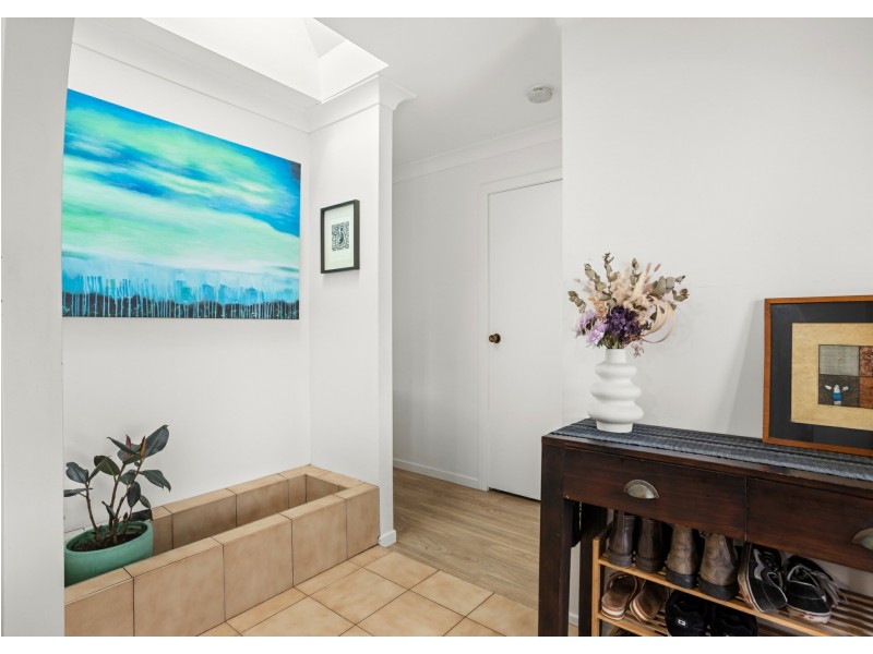 12 Molong Road, Old Bar NSW 2430