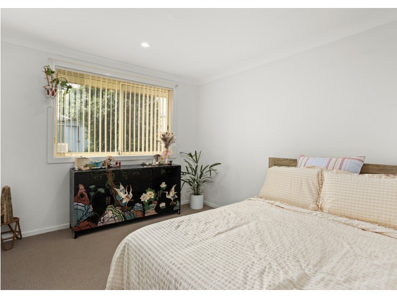 12 Molong Road, Old Bar NSW 2430