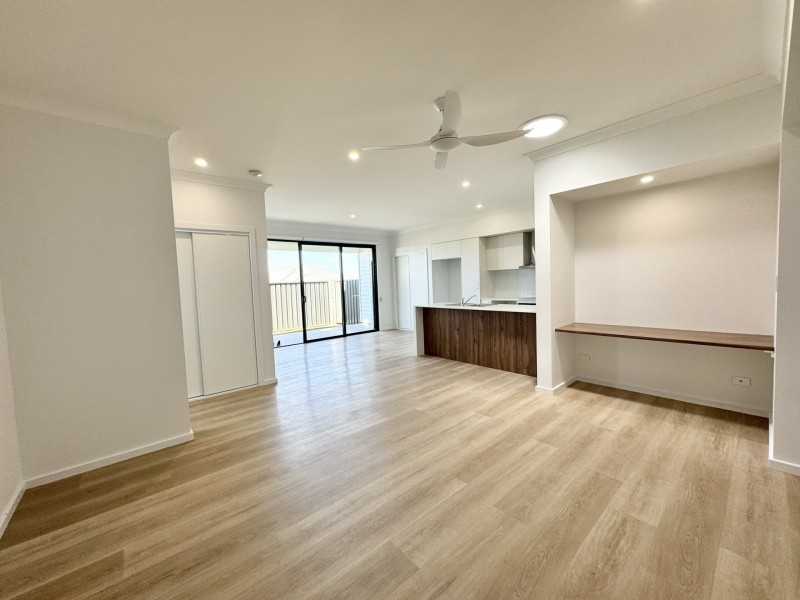 13 Driftwood Boulevard, Old Bar NSW 2430