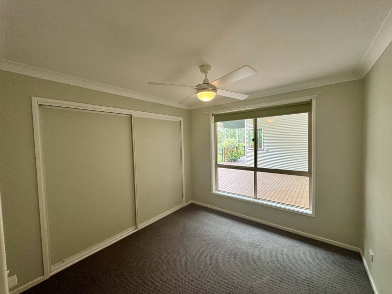 15 Scotts Road, Mitchells Island NSW 2430