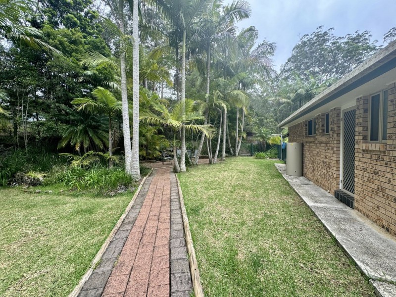 15 Scotts Road, Mitchells Island NSW 2430