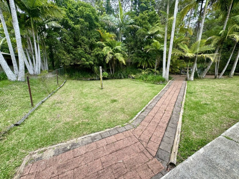 15 Scotts Road, Mitchells Island NSW 2430