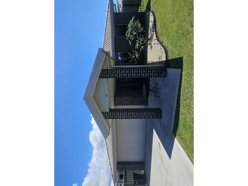 11 Threadfin Court, Old Bar NSW 2430