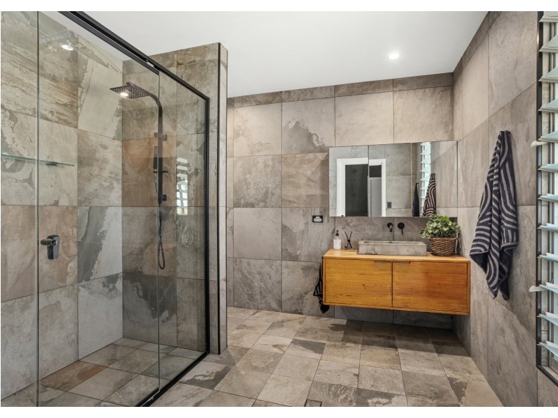 319 Manning Point Road, Oxley Island NSW 2430