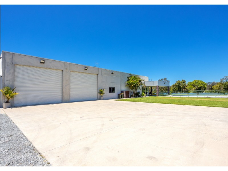 319 Manning Point Road, Oxley Island NSW 2430