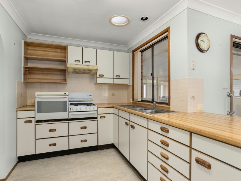 63 Waterman Street, Old Bar NSW 2430