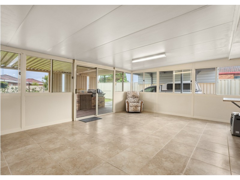 63 Waterman Street, Old Bar NSW 2430