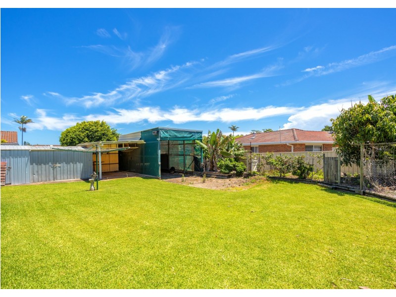 63 Waterman Street, Old Bar NSW 2430