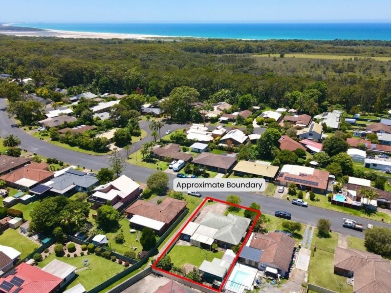 63 Waterman Street, Old Bar NSW 2430