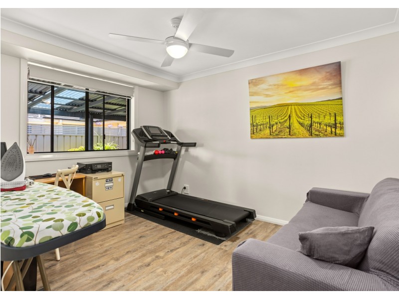 9 Yellowfin Avenue, Old Bar NSW 2430