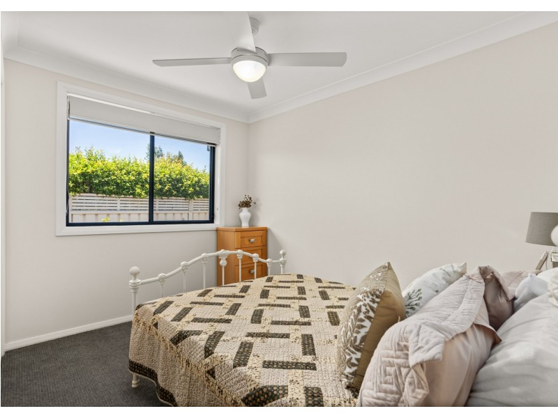 9 Yellowfin Avenue, Old Bar NSW 2430