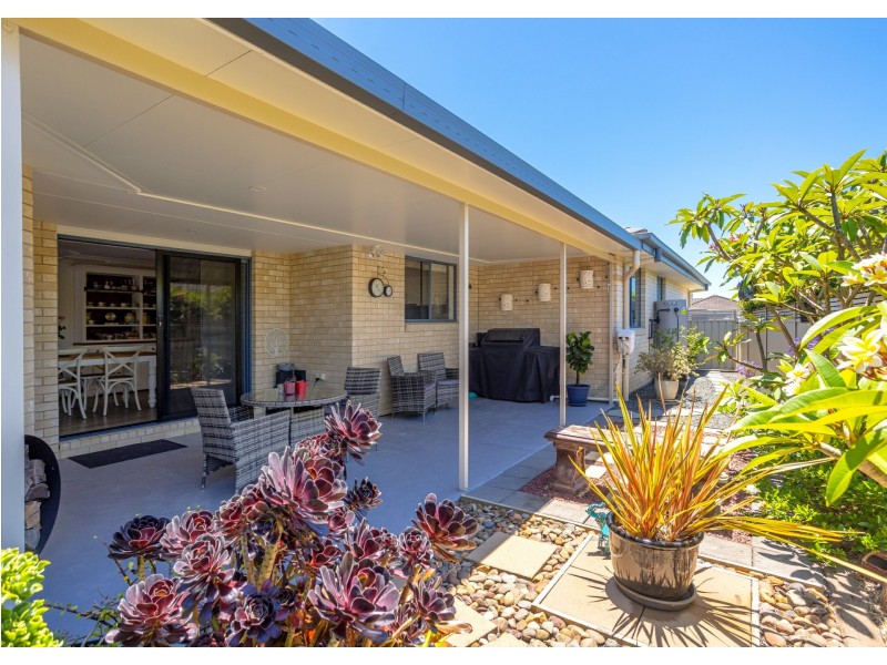 9 Yellowfin Avenue, Old Bar NSW 2430