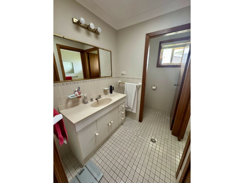 34 Molong Road, Old Bar NSW 2430