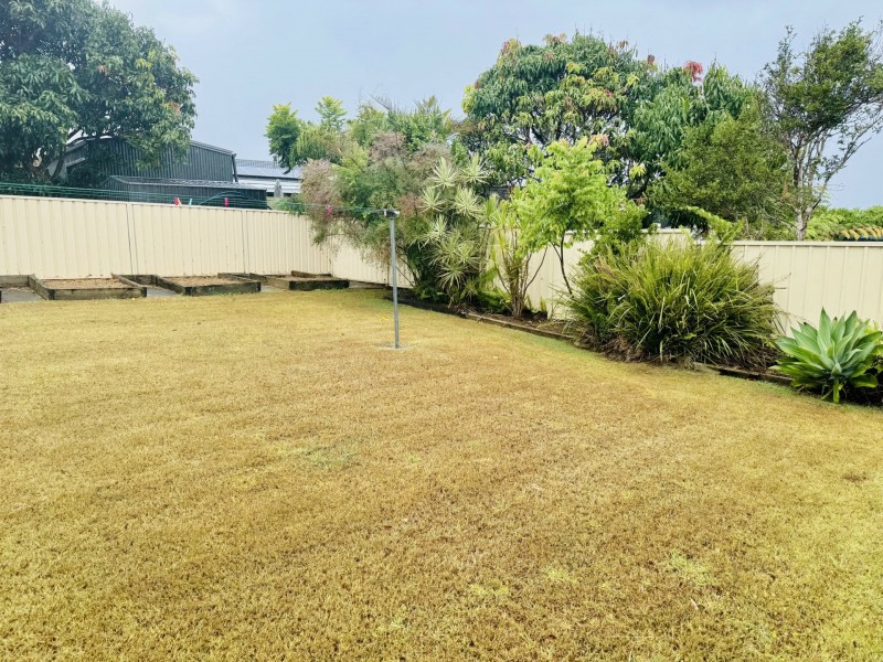 34 Molong Road, Old Bar NSW 2430