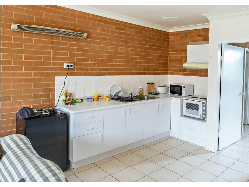 5/39-41 Old Bar Road, Old Bar NSW 2430
