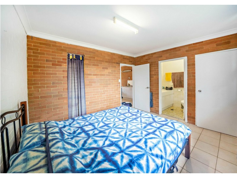 5/39-41 Old Bar Road, Old Bar NSW 2430