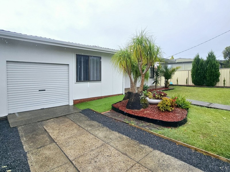 23 Bryan St, Old Bar NSW 2430