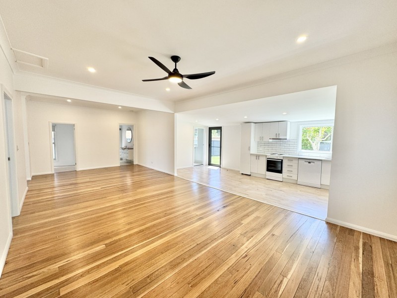 10 Richardson Street, Old Bar NSW 2430