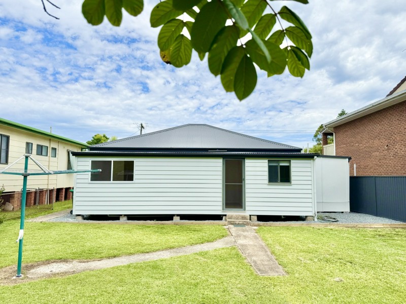 10 Richardson Street, Old Bar NSW 2430