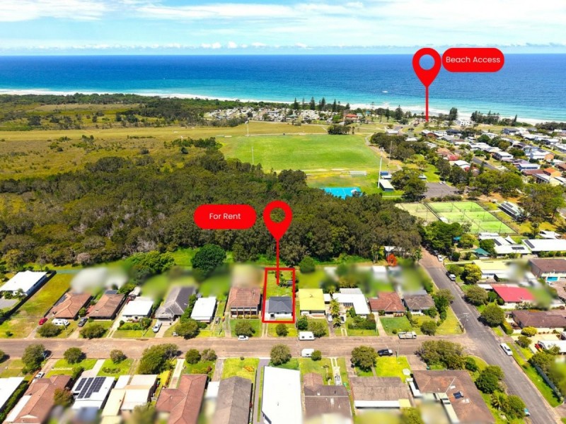 10 Richardson Street, Old Bar NSW 2430