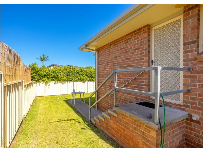 1/5 Wyden Street, Old Bar NSW 2430