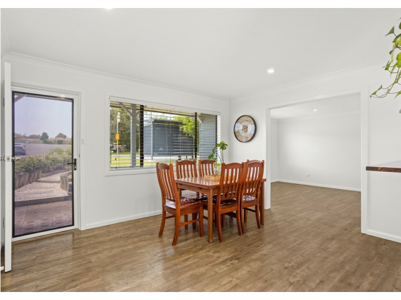 7 Molong Road, Old Bar NSW 2430