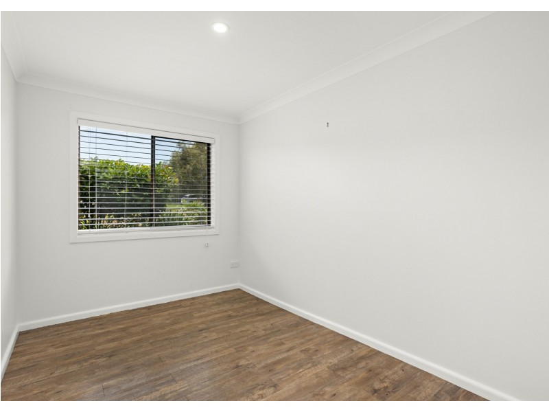 7 Molong Road, Old Bar NSW 2430