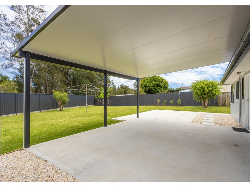 7 Molong Road, Old Bar NSW 2430