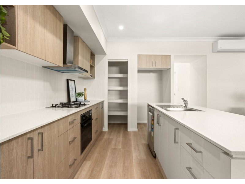 1 Surf Close, Old Bar NSW 2430