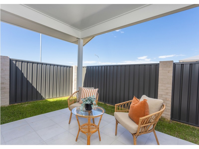 1 Surf Close, Old Bar NSW 2430