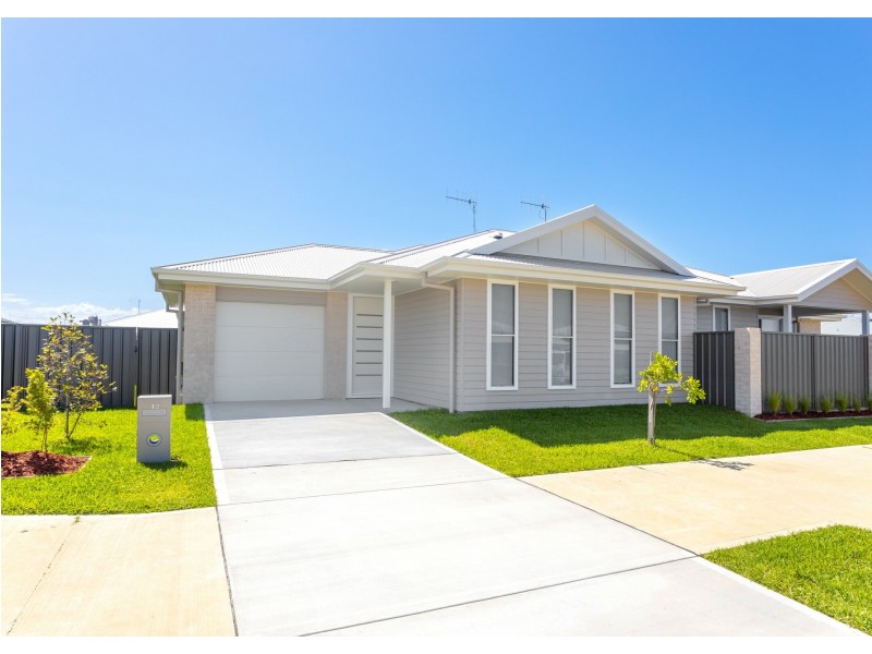 12 Driftwood Boulevard, Old Bar NSW 2430