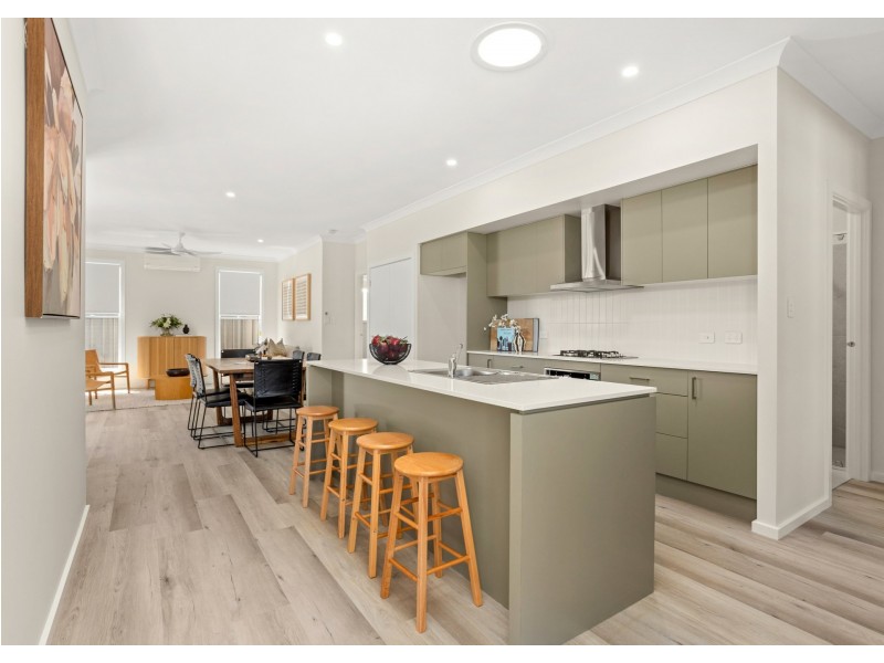 12 Driftwood Boulevard, Old Bar NSW 2430