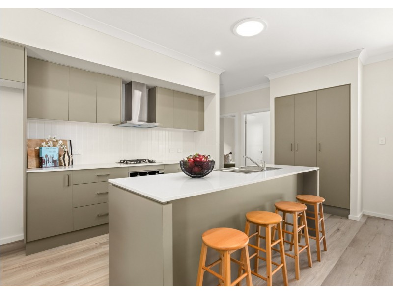 12 Driftwood Boulevard, Old Bar NSW 2430