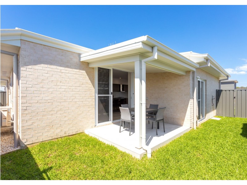 12 Driftwood Boulevard, Old Bar NSW 2430