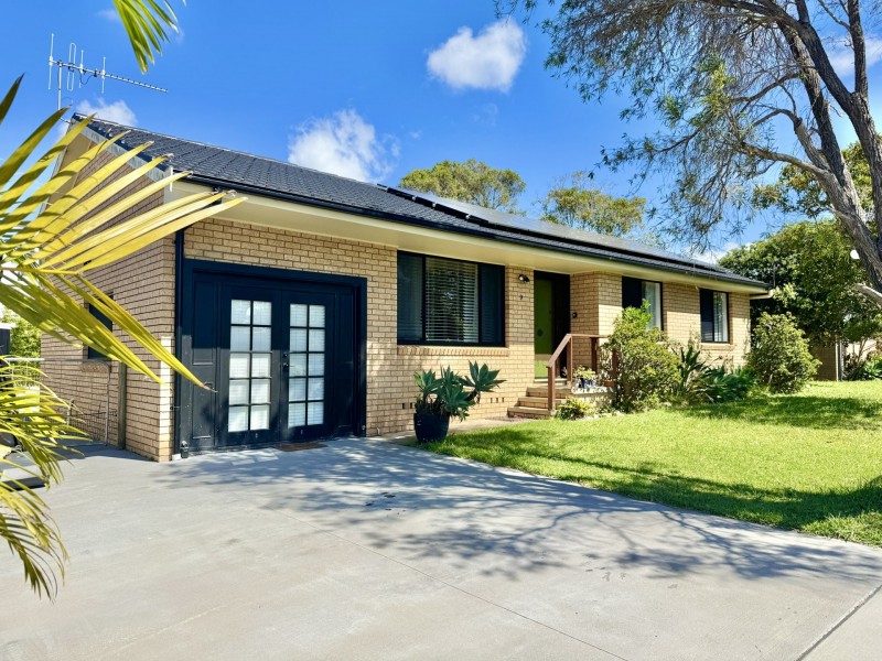 9 Cross Street, Old Bar NSW 2430