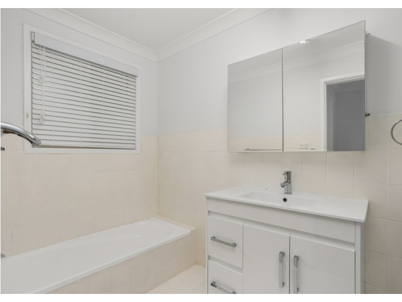 1/16 Leopardwood Street, Old Bar NSW 2430