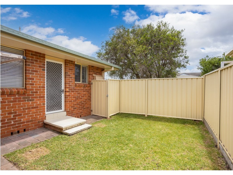 1/16 Leopardwood Street, Old Bar NSW 2430