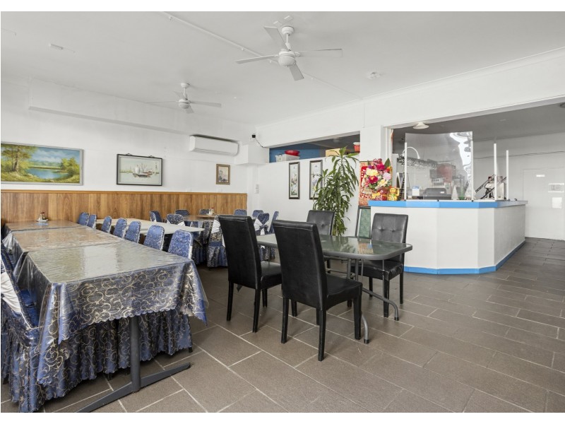 31 Old Bar Road, Old Bar NSW 2430