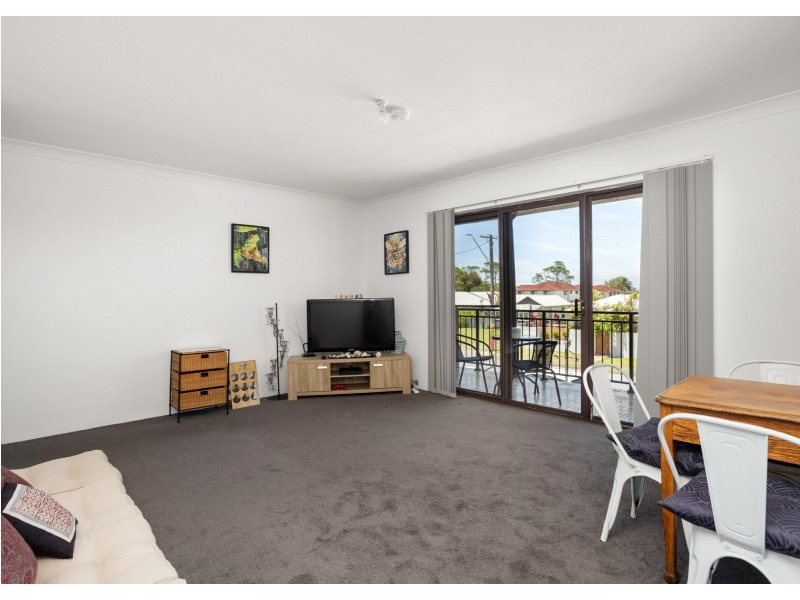 31 Old Bar Road, Old Bar NSW 2430