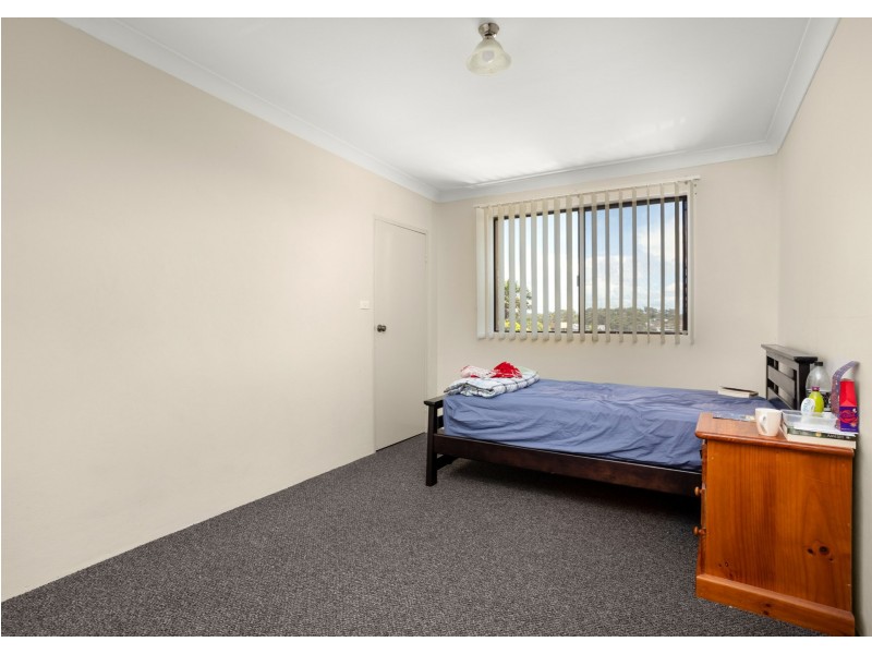 31 Old Bar Road, Old Bar NSW 2430