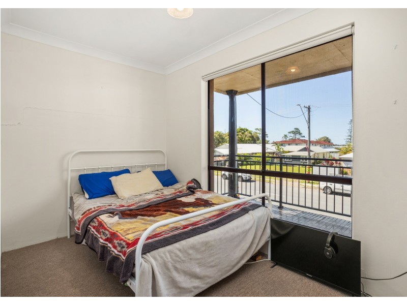 31 Old Bar Road, Old Bar NSW 2430